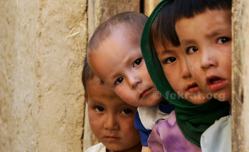 hazara-children-in-behsud.jpg